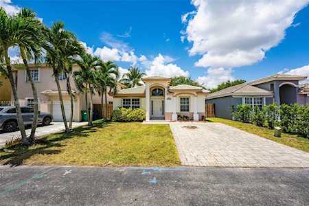 10564 SW 161st Pl Miami, FL 33196