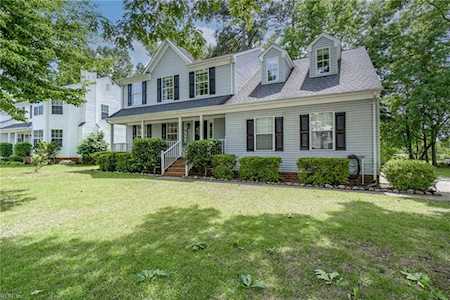 500 Breeze Hill Cres Chesapeake, VA 23322