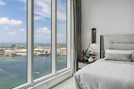 900 Brickell Key Blvd #3302 Miami, FL 33131