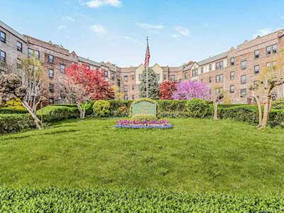 525 W 238th Street #1L Bronx, NY 10463
