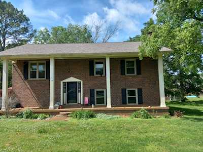 1006 Roseview Dr Columbia, TN 38401