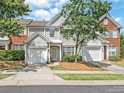 8040 Flanders St Charlotte, NC 28277