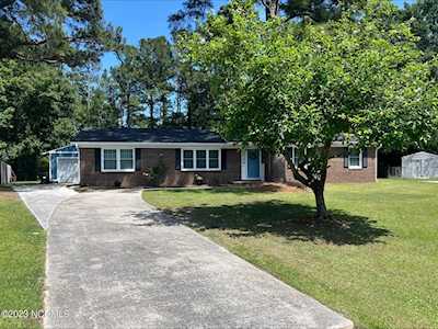 34 Heritage Court Jacksonville, NC 28540
