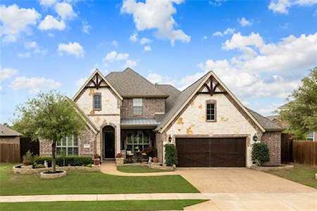 15136 Seventeen Lakes Boulevard Fort Worth, TX 76262