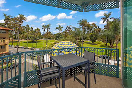 2500 6Th Ave #401 San Diego, CA 92103