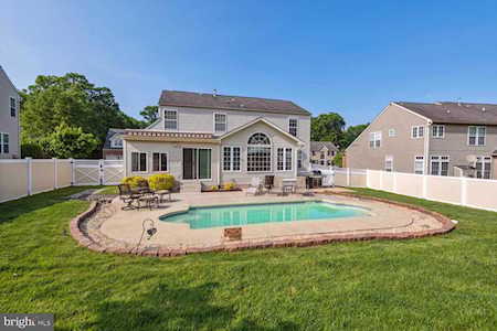 8316 River Park Rd Bowie, MD 20715