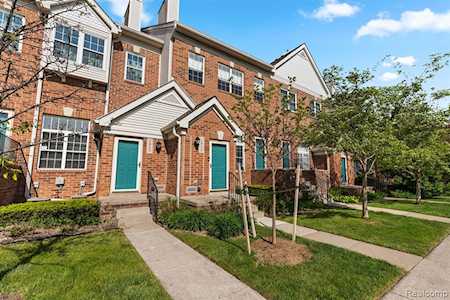 1911 Campau Farms Circle Detroit, MI 48207