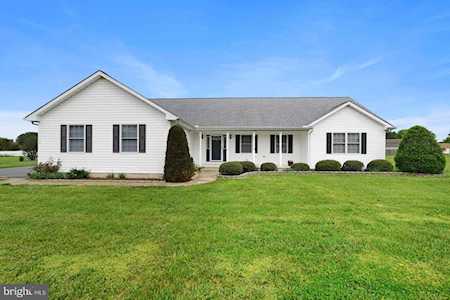 152 Princess Ann Ave Viola, DE 19979
