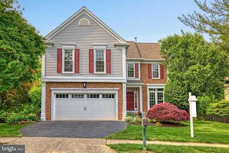 12316 Cliveden St Herndon, VA 20170