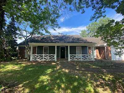 2853 Mcvay Trail Dr Memphis, TN 38119