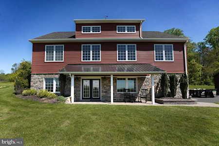 2915 Morgan Hill Rd Easton, PA 18042