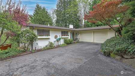 3950 96th Ave SE Mercer Island, WA 98040