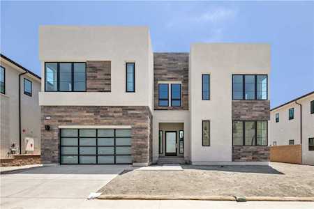 11740 N Hillsborough Ln Northridge, CA 91326