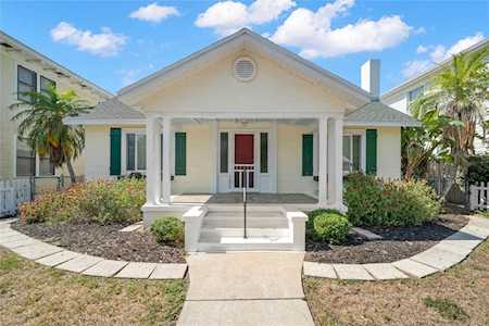 1026 18th Ave N St. Petersburg, FL 33704