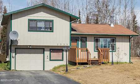 1535 E Raven Dr Wasilla, AK 99654