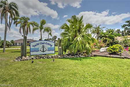 2323 Club House Rd North Fort Myers, FL 33917