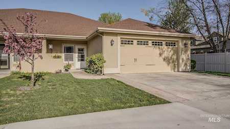 1653 E Horse Creek Ct Meridian, ID 83642