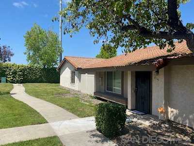 8146 Paradise Valley Ct Spring Valley, CA 91977