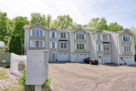 129-2 Taft Pointe #2 Waterbury, CT 06708