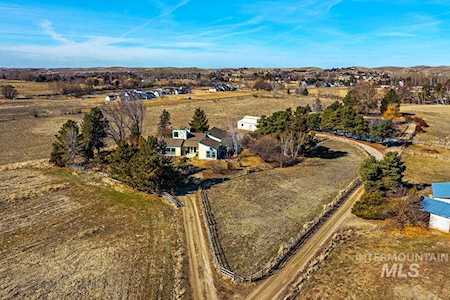 1262 W Beacon Light Rd Eagle, ID 83616