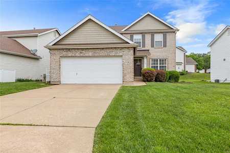 1132 Oakley Ln Lake St Louis, MO 63367