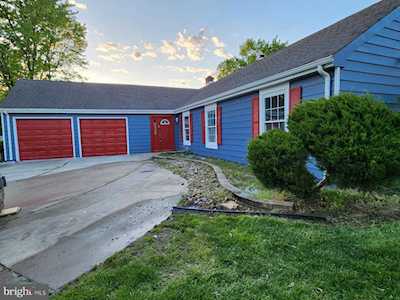 3 Wyndmere Rd Marlton, NJ 08053