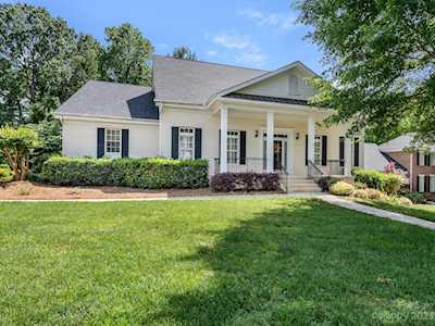 9114 Holly Hill Farm Rd Charlotte, NC 28277