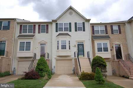 11933 Hunters Run Dr Cockeysville, MD 21030