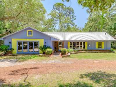 94 Lakewood Dr. Ochlockonee Bay, FL 32346