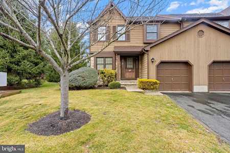 36 Danielle Ct Lawrenceville, NJ 08648