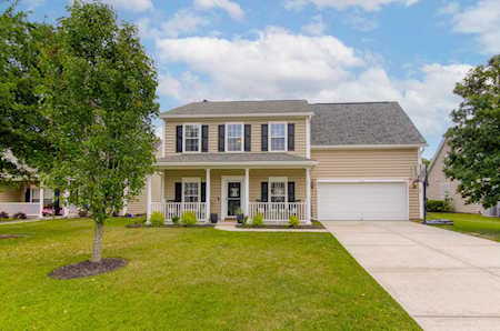 165 Carolinian Dr Summerville, SC 29485