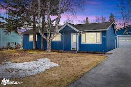 3134 Linden Dr Anchorage, AK 99502