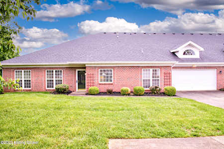 444 Turnberry Ln Shelbyville, KY 40065