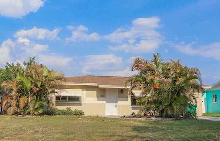10763 109th Ln Seminole, FL 33778