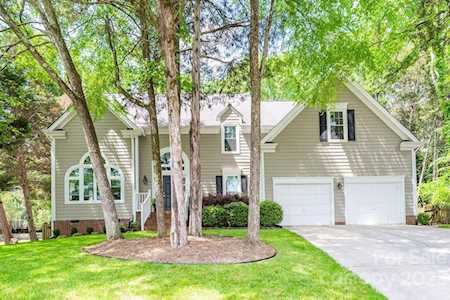 2906 Notchview Ct Charlotte, NC 28210