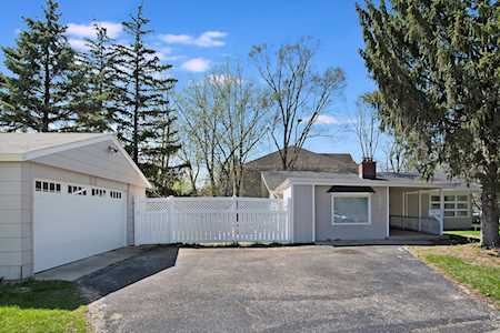 1039 Linden Ave Deerfield, IL 60015