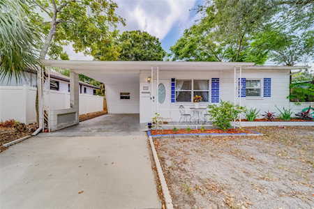 727 54th Ave N St. Petersburg, FL 33703