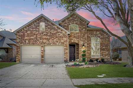 8027 Watson Road Lantana, TX 76226