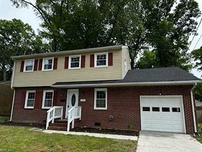 610 Dellwood Dr Newport News, VA 23602