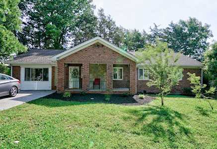 424 Clarkston Dr Smyrna, TN 37167