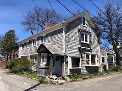 13 Old Harbor Rd Rockport, MA 01966