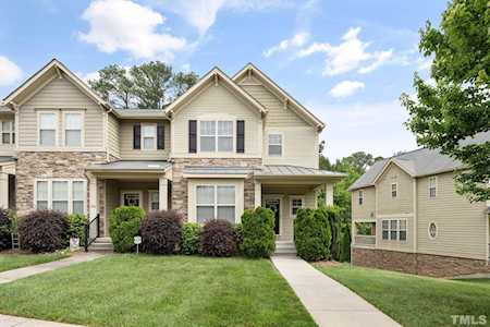204 Tobacco Leaf Lane Apex, NC 27502