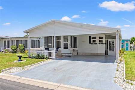 3130 Hickory Dr Wesley Chapel, FL 33543