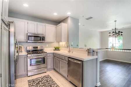 45 Vellisimo Dr Aliso Viejo, CA 92656