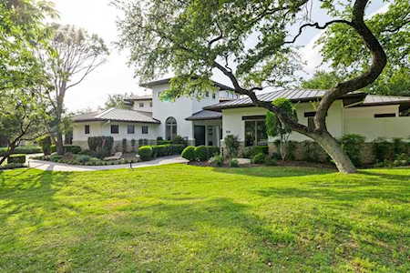 208 Sendera Bonita Lakeway, TX 78734
