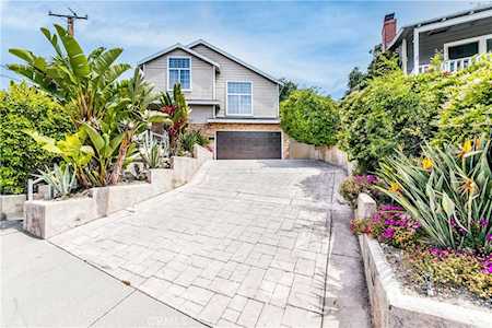 2771 Community Ave La Crescenta, CA 91214