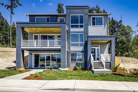 11016 Deer Trail Ln NW Silverdale, WA 98383
