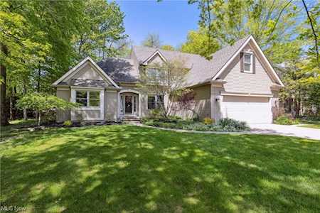 31718 Leeward Ct Avon Lake, OH 44012