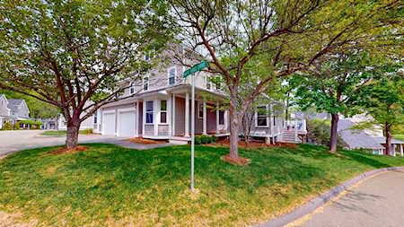 18 Maple Ridge Dr #18 Burlington, MA 01803