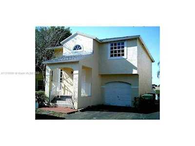 11976 NW 12th St Pembroke Pines, FL 33026